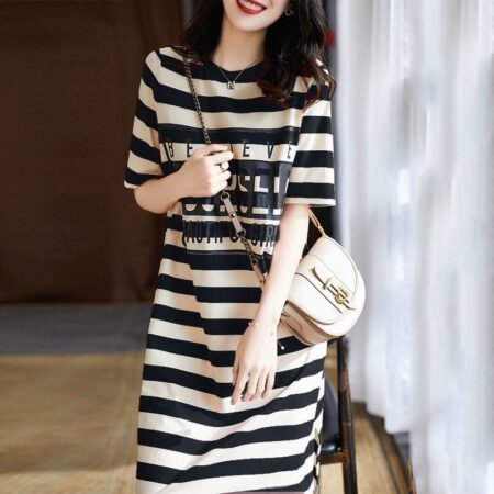 Long Loose Fitting Stripe T-shirt (Black )