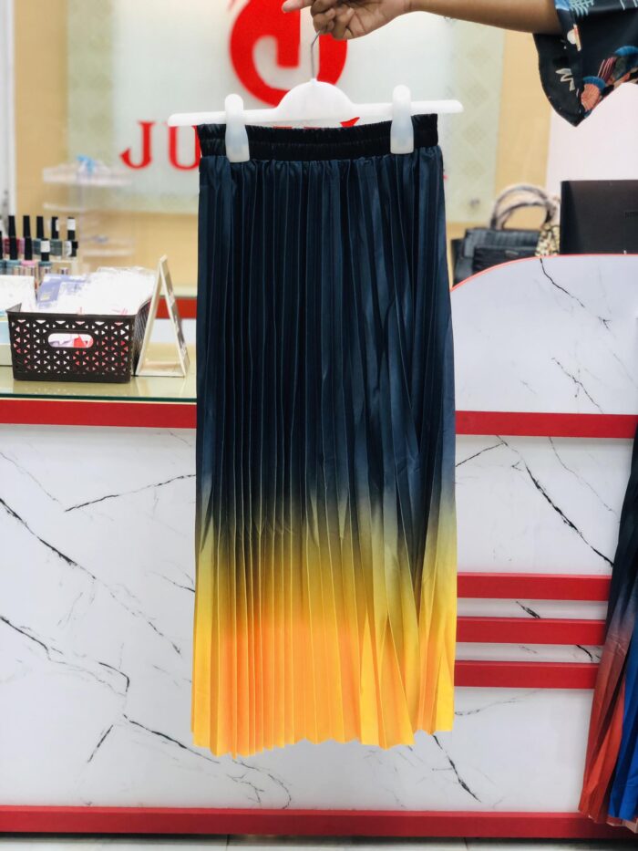 Mid Length 2 in 1 Shaded Pleated Skirt - Image 2