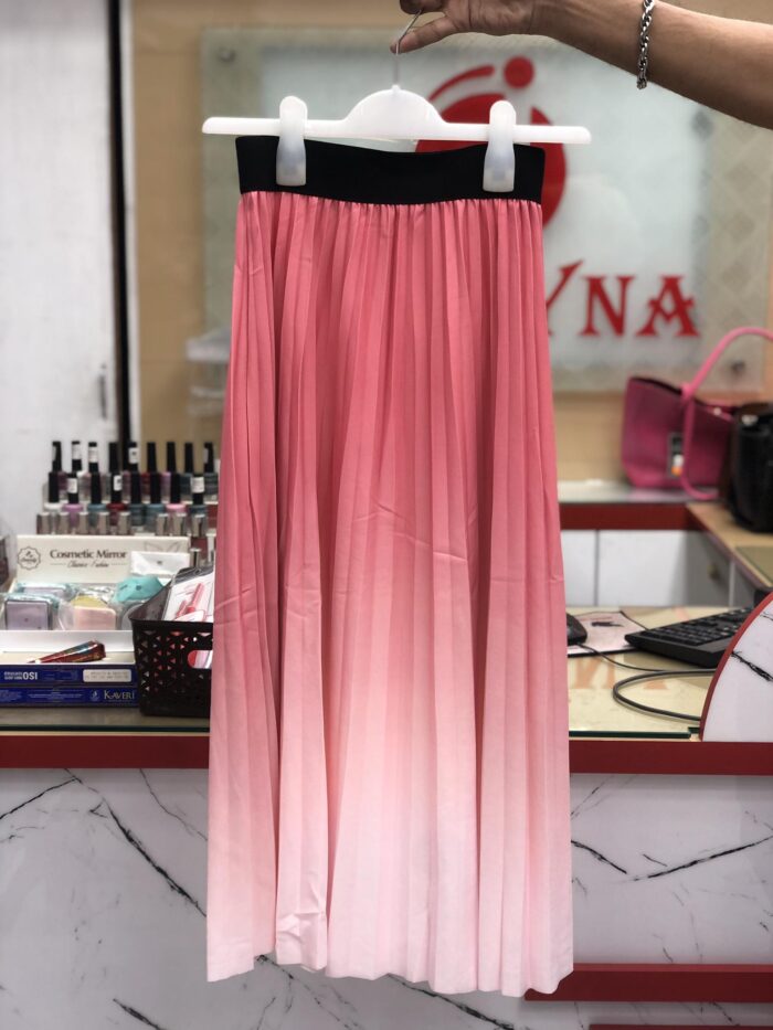 Mid Length Black Waist Pleated Skirt - Image 2