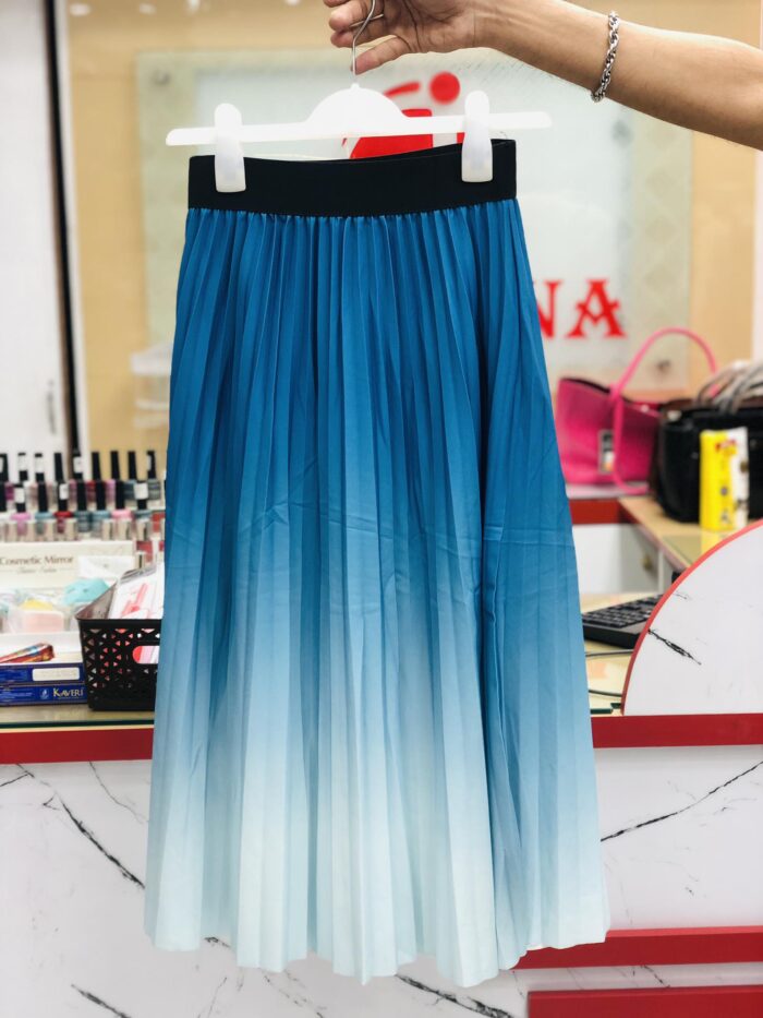 Mid Length Black Waist Pleated Skirt - Image 2