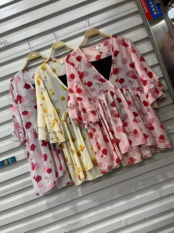 Floral V Neck Round Top With Black Inner (Pink) - Image 2