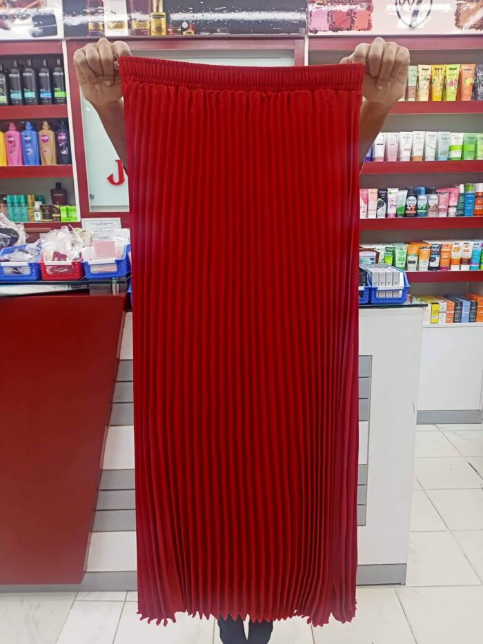 Korean Style Solid Color High Waist (elastic) Chiffon Pleated Skirt (Red) - Image 2