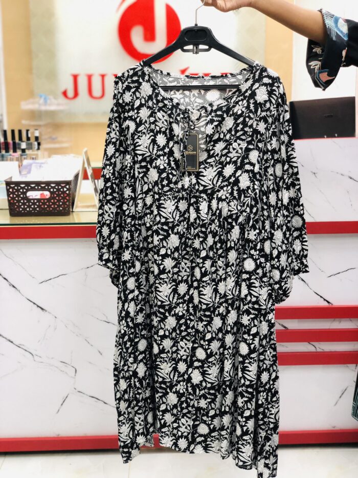 Floral Printed Loose Pattern Mid Length Top (Black) - Image 2