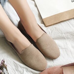 Retro Comfortable New Suede Single Flat Shoes (Off White)