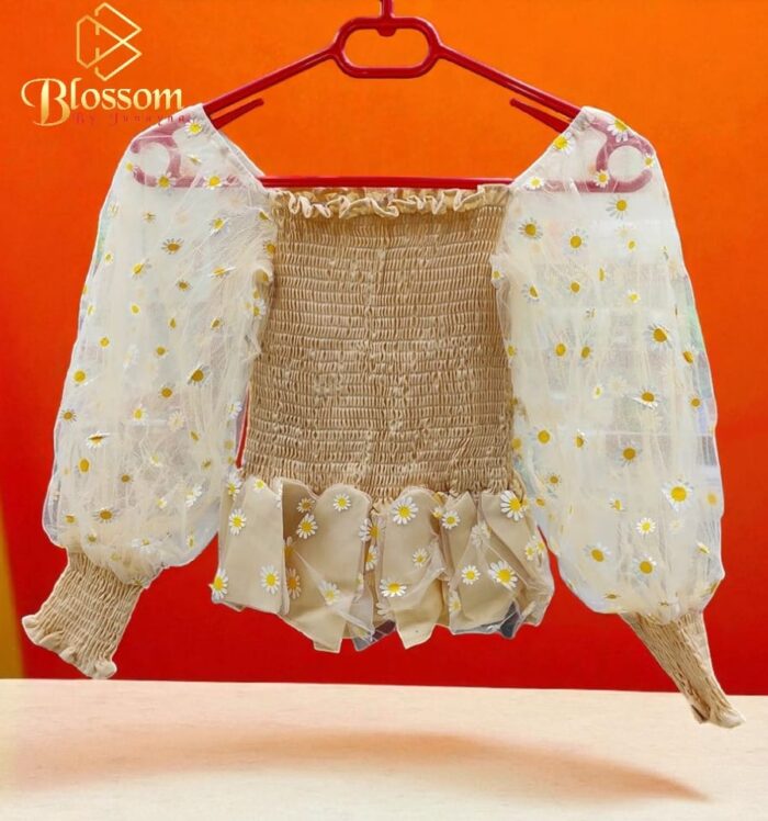 Daisy Print Long Sleeved Crop Top (Apricot)