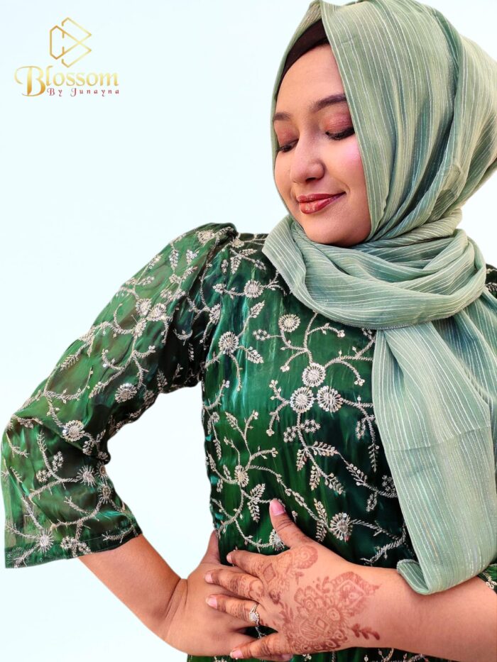 Ghimichu Tissue Sequence Single Kurti (Green) - Image 2